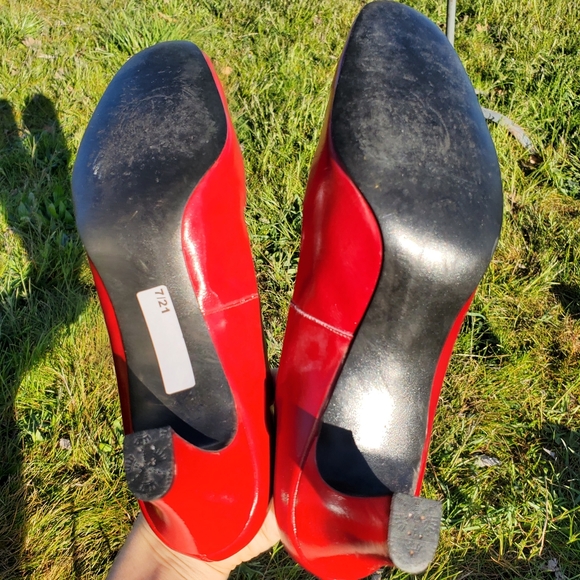 1960 vintage loafer slide heels red cross patent good condition - Picture 5 of 6